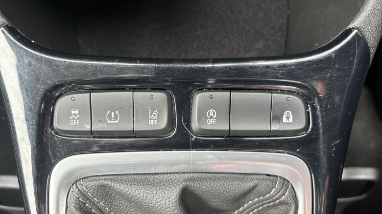 Vauxhall Crossland 1.2 Design 5dr Petrol Hatchback